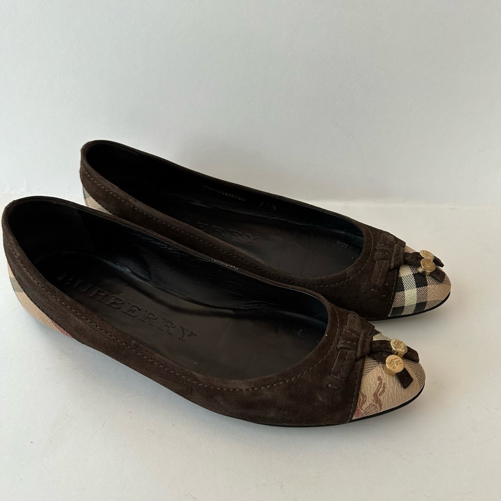 Burberry Brown Suede Nova Check  Cap Toe Ballet Flats - Picture 2 of 9